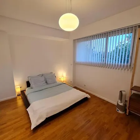 Superbe 3 Pieces Renove Au Coeur Du Cap D'antibes Антіб